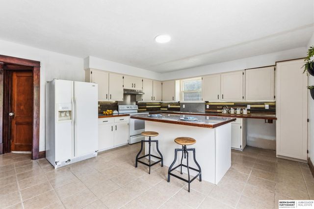 202 N Molley Street, Bennington, NE 68007