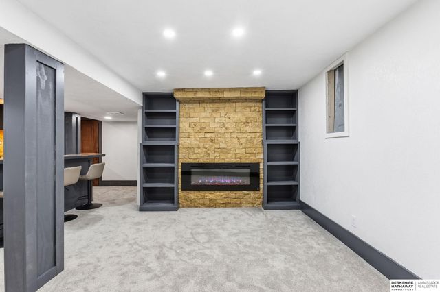 202 N Molley Street, Bennington, NE 68007