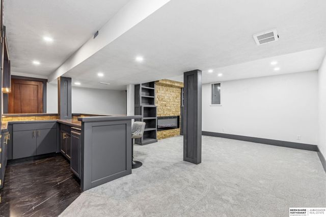 202 N Molley Street, Bennington, NE 68007
