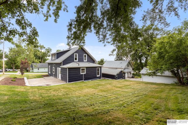 202 N Molley Street, Bennington, NE 68007