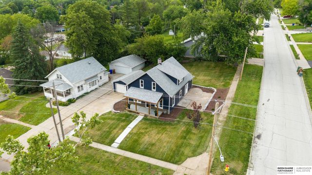 202 N Molley Street, Bennington, NE 68007