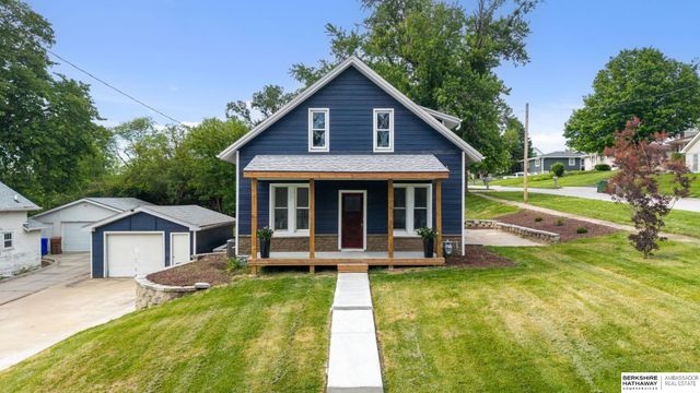 202 N Molley Street, Bennington, NE 68007