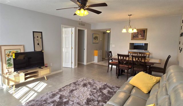245 CENTER ROAD 104, Venice, FL 34285