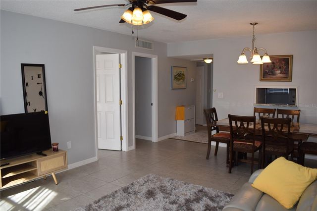 245 CENTER ROAD 104, Venice, FL 34285