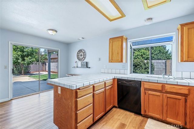 N Cedar Avenue 109, Fresno, CA 93720