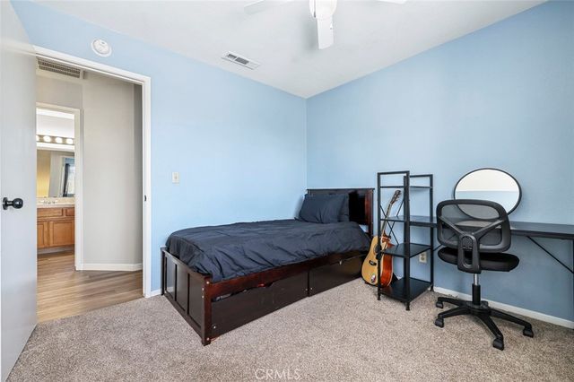 N Cedar Avenue 109, Fresno, CA 93720
