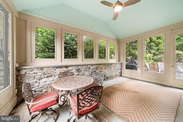 2 TODMORDEN LN, Rose Valley, PA 19086