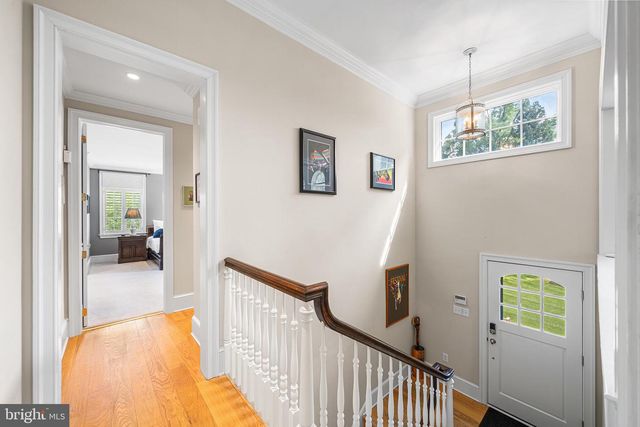 2 TODMORDEN LN, Rose Valley, PA 19086