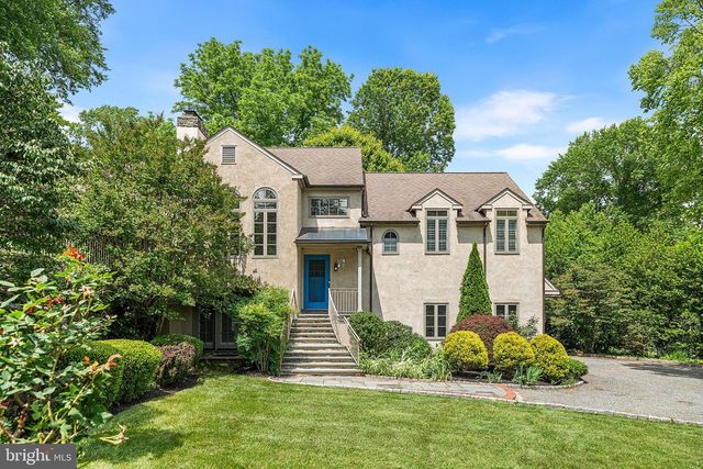 2 TODMORDEN LN, Rose Valley, PA 19086