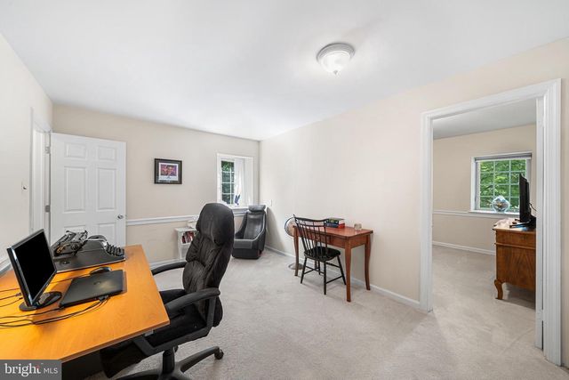 2 TODMORDEN LN, Rose Valley, PA 19086