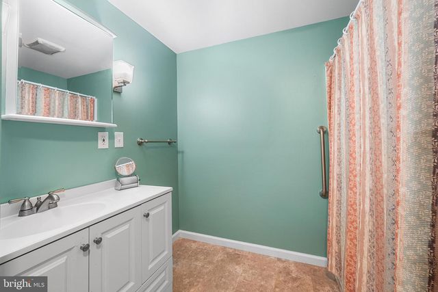 2 TODMORDEN LN, Rose Valley, PA 19086