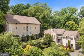 2 TODMORDEN LN, Rose Valley, PA 19086