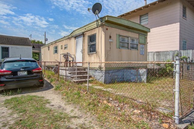 2605 Ferrara Drive A B C, North Charleston, SC 29405