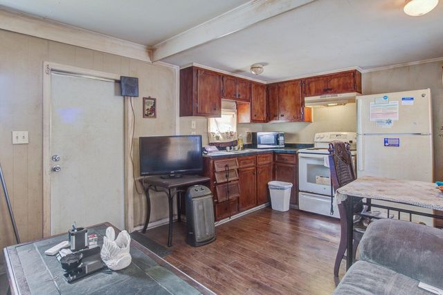2605 Ferrara Drive A B C, North Charleston, SC 29405