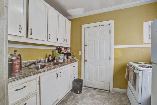 2605 Ferrara Drive A B C, North Charleston, SC 29405