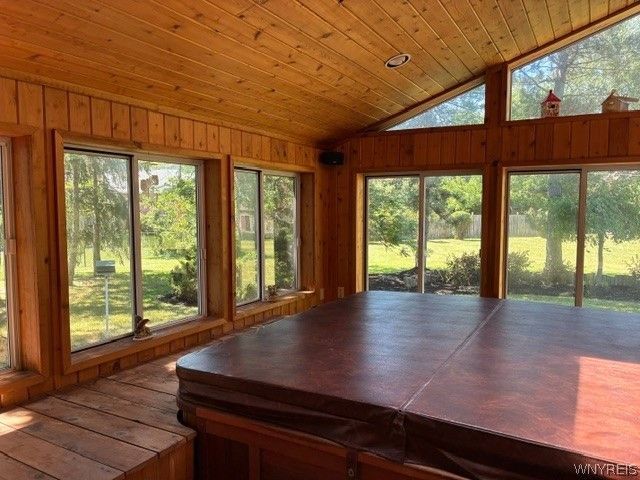 127 Troy View Lane, Amherst, NY 14221