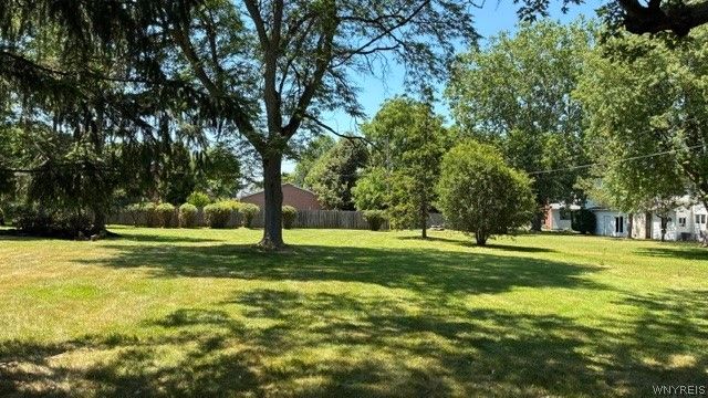 127 Troy View Lane, Amherst, NY 14221