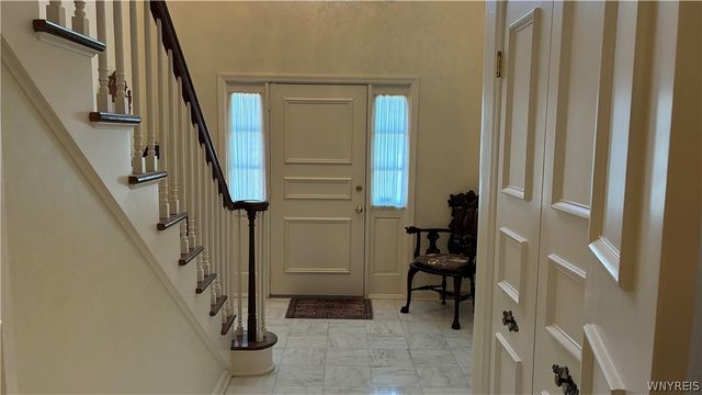 127 Troy View Lane, Amherst, NY 14221