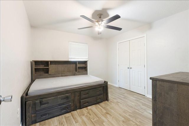 3809 Wingtail Way, Pearland, TX 77584