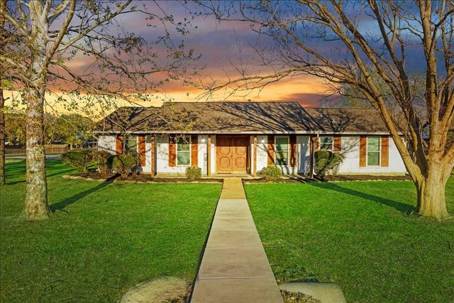 3809 Wingtail Way, Pearland, TX 77584