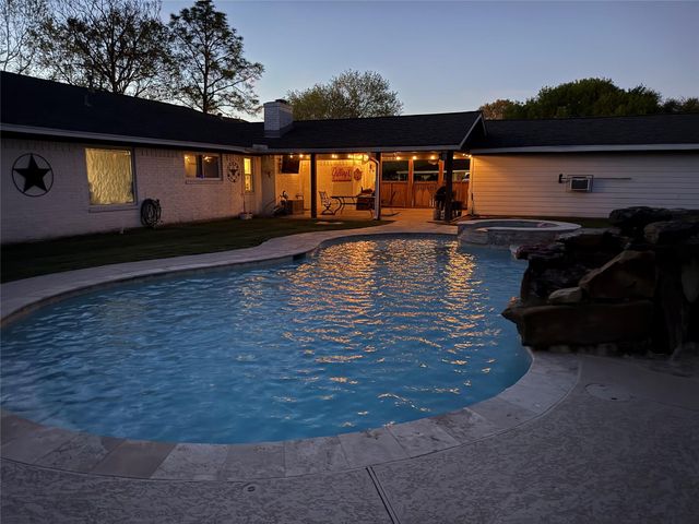 3809 Wingtail Way, Pearland, TX 77584