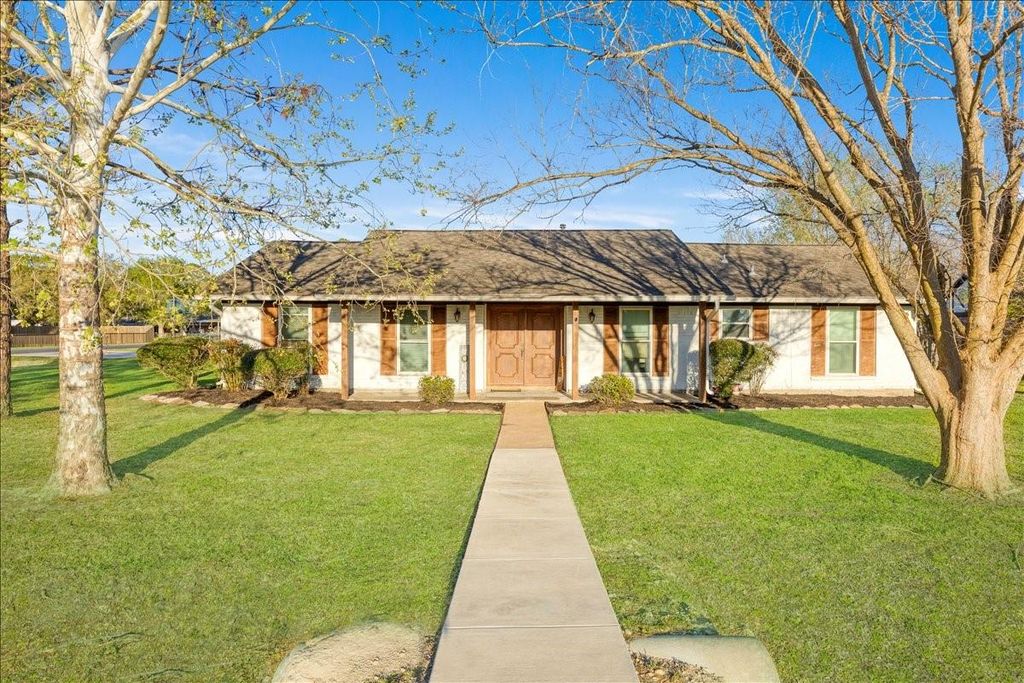 3809 Wingtail Way, Pearland, TX 77584