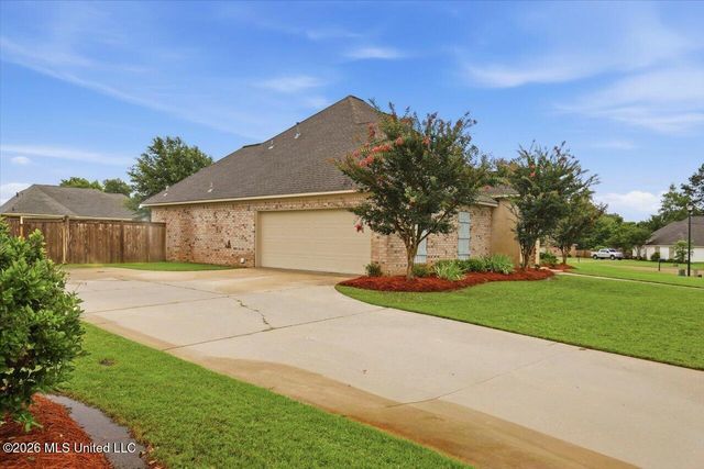116 Bridge Walk Drive, Canton, MS 39046