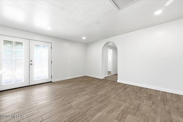 8581 E Lee Place, Tucson, AZ 85715