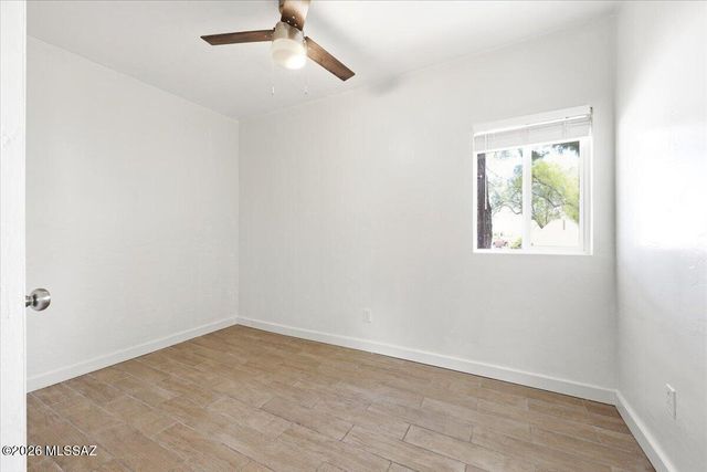 8581 E Lee Place, Tucson, AZ 85715