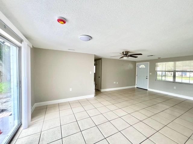 3323 FAIRMOUNT DRIVE, Holiday, FL 34691