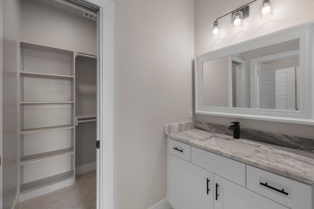 2421 Gooch Street, Dallas, TX 75241