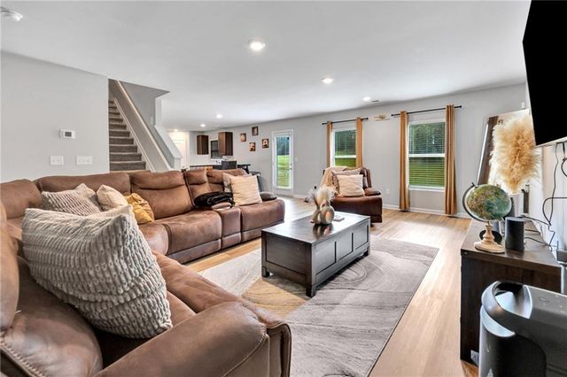 145 Chapel Heights Way, Covington, GA 30016