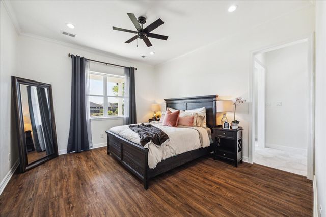 4112 Leslies Way, Dickinson, TX 77539