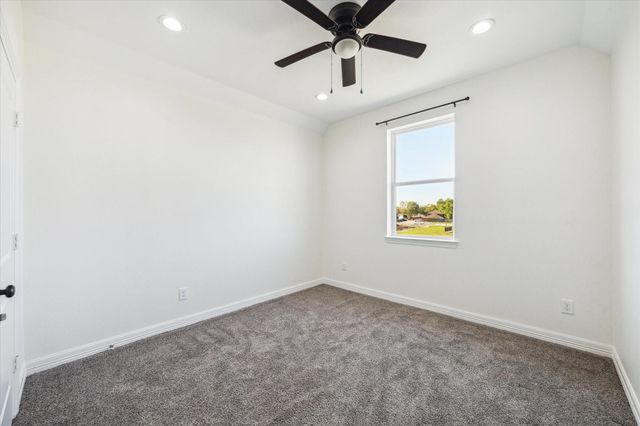 4112 Leslies Way, Dickinson, TX 77539