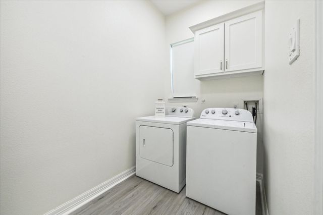 4112 Leslies Way, Dickinson, TX 77539