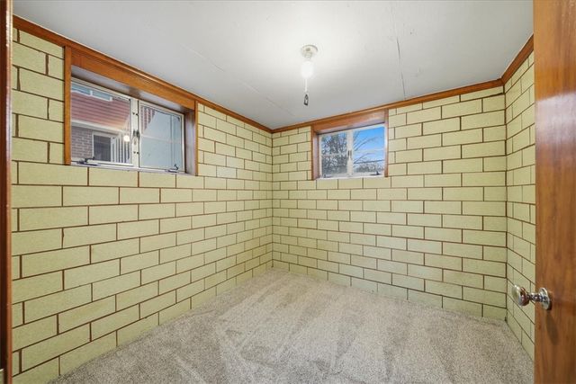 1911 McLean Street, Aliquippa, PA 15001