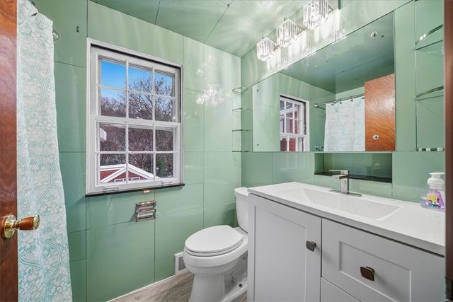 1911 McLean Street, Aliquippa, PA 15001