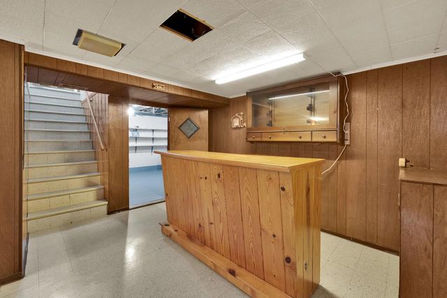 2604 E Birchwood AVENUE, Cudahy, WI 53110