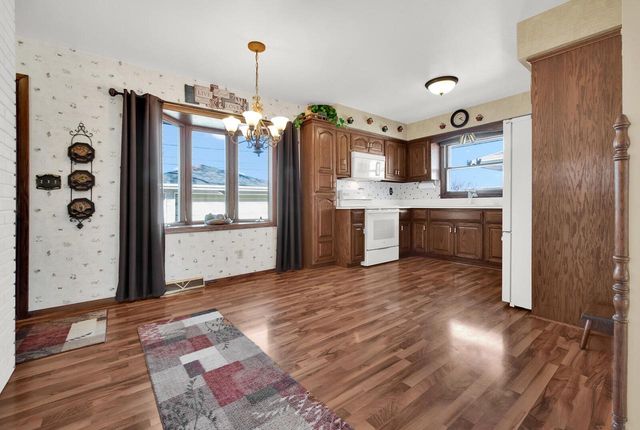 2604 E Birchwood AVENUE, Cudahy, WI 53110