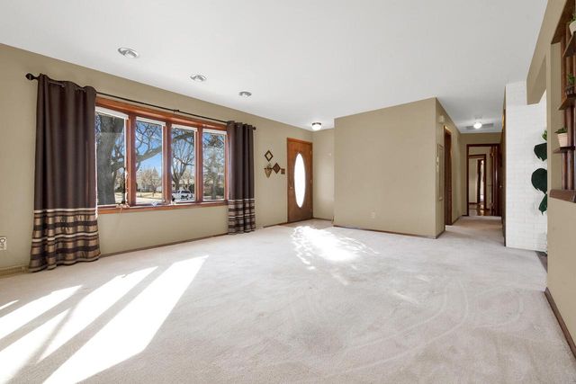 2604 E Birchwood AVENUE, Cudahy, WI 53110