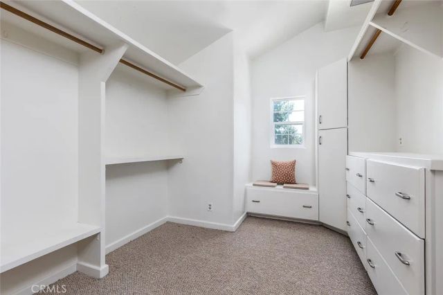 2832 Mayfield Ave., La Crescenta, CA 91214