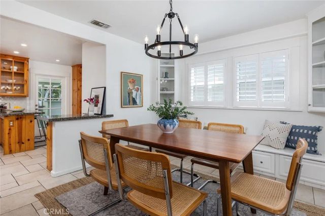 2832 Mayfield Ave., La Crescenta, CA 91214