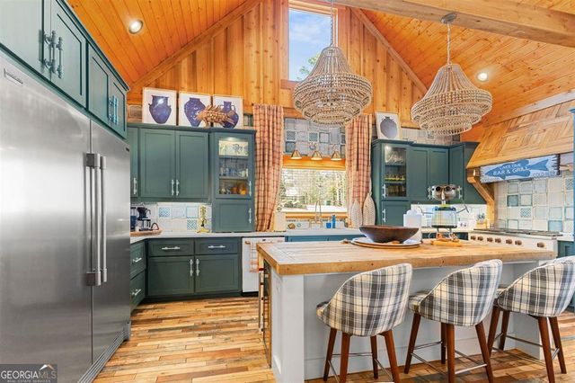 125 Rock Island Lane, Eatonton, GA 31024