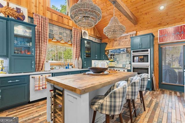 125 Rock Island Lane, Eatonton, GA 31024