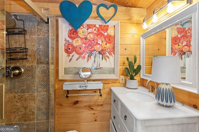 125 Rock Island Lane, Eatonton, GA 31024