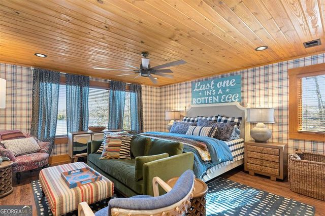 125 Rock Island Lane, Eatonton, GA 31024