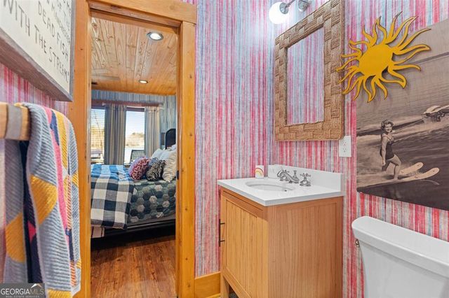 125 Rock Island Lane, Eatonton, GA 31024