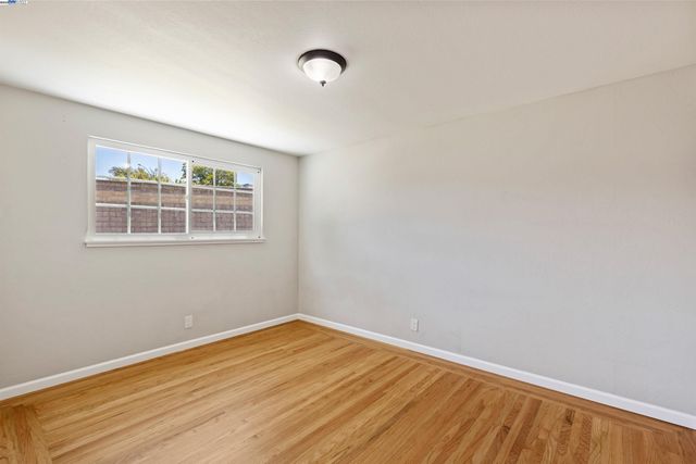 666 Bluefield Ln, Hayward, CA 94541