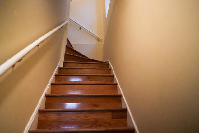 3919 W Flournoy Street, Chicago, IL 60624