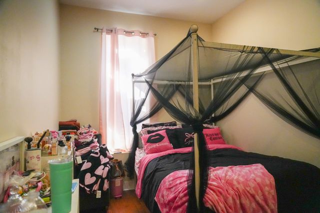 3919 W Flournoy Street, Chicago, IL 60624